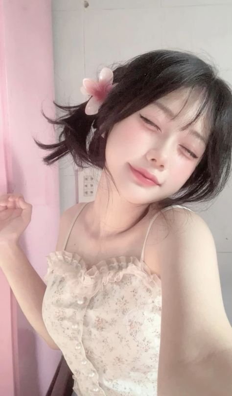 倫理2男一女3p黑人