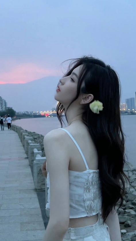 國產(chǎn)白漿一區(qū)