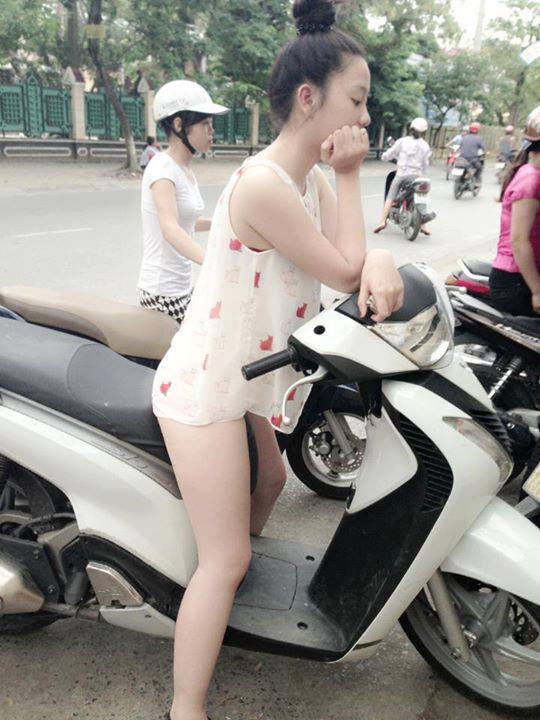 秘密搜查官の女瀧澤蘿拉