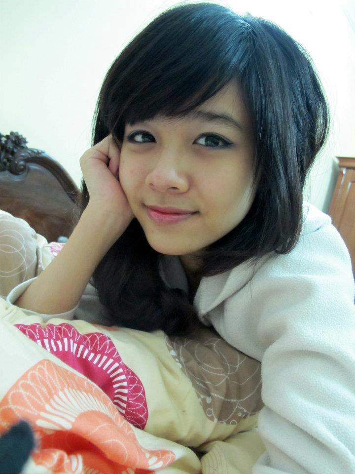 美女扒開(kāi)大腿