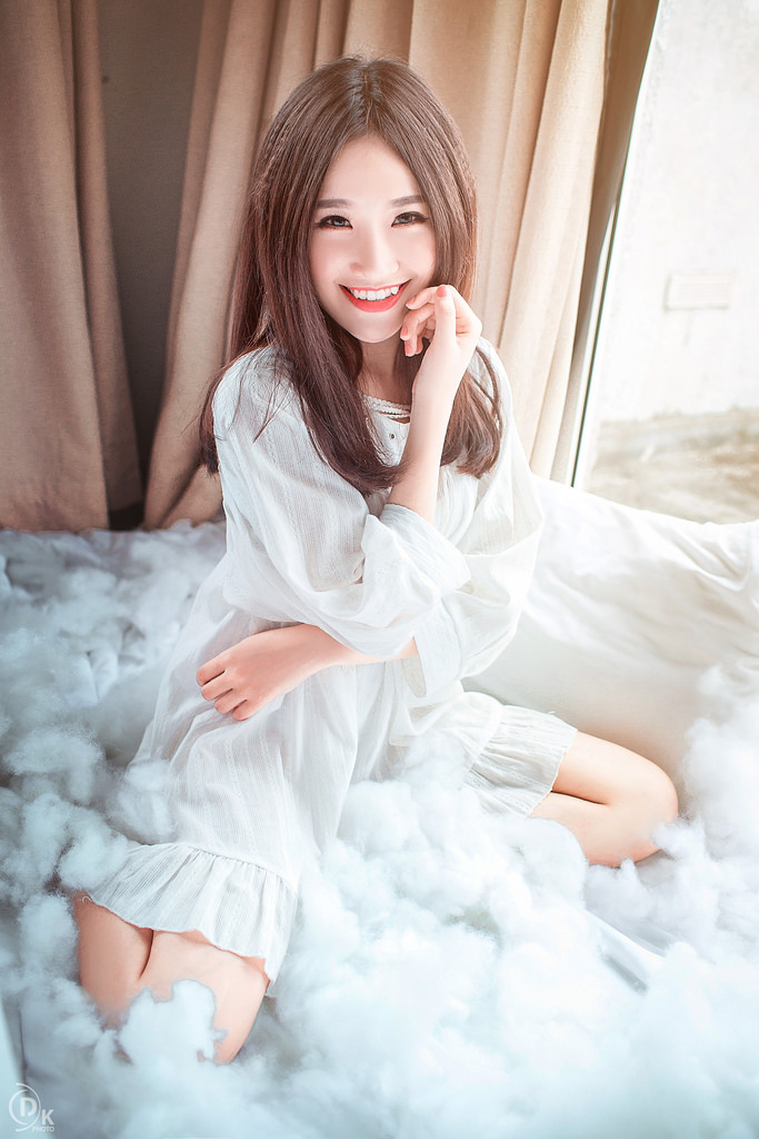 超清純白嫩大學(xué)生啪啪網(wǎng)址