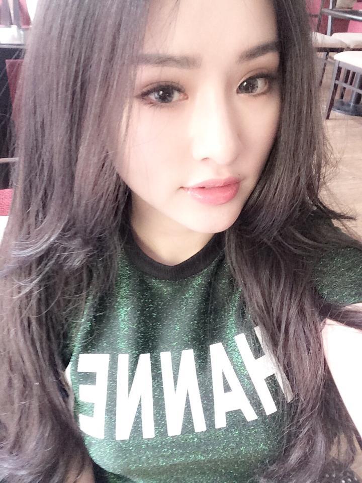 老女人三級全黃